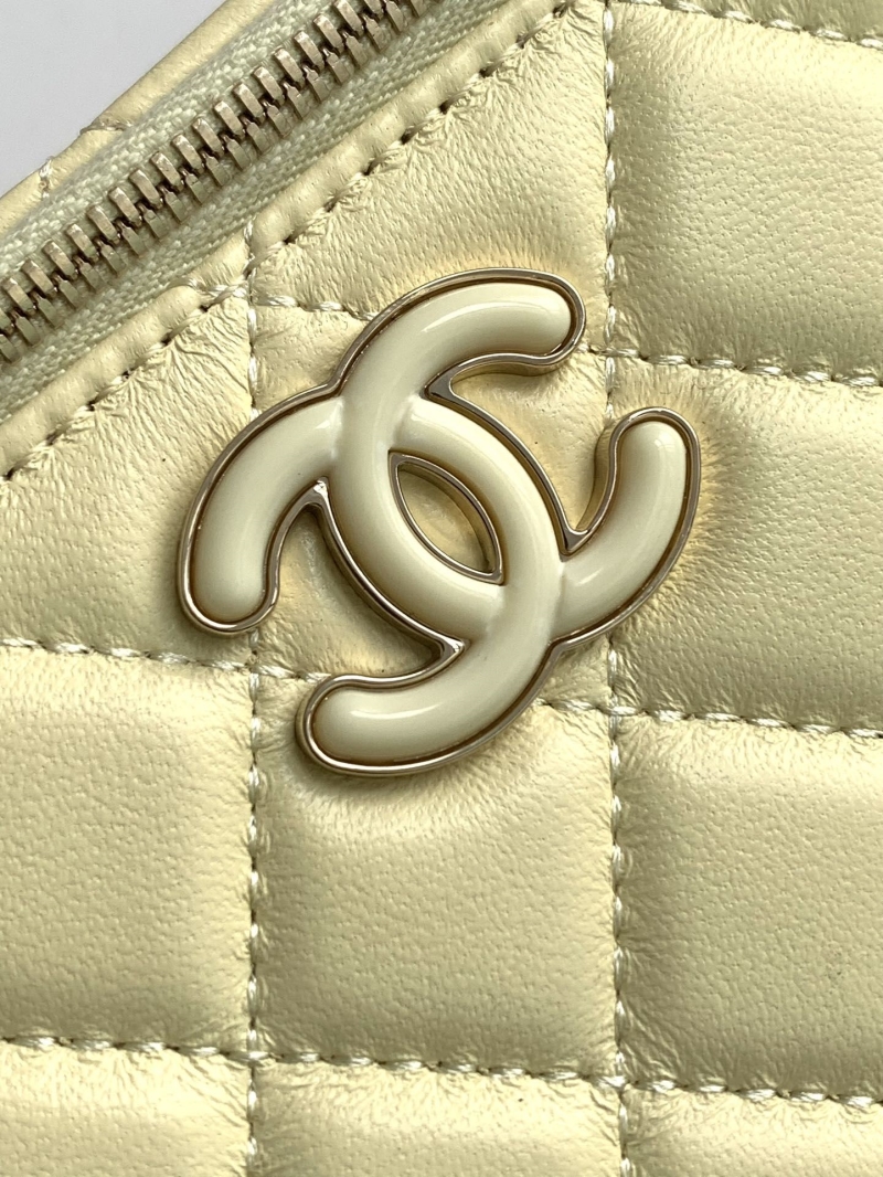 Ch**el cosmetic bags